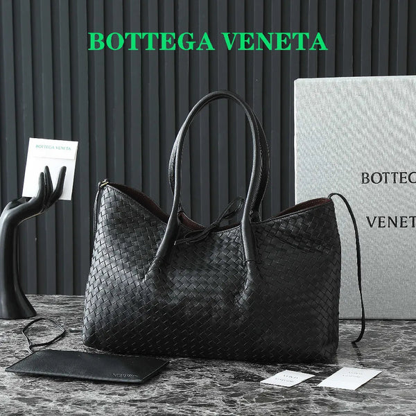 BV Pinacoteca Bag 43cm Black Intrecciato Calfskin & Suede