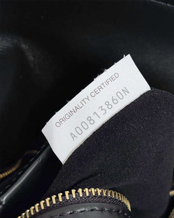 BV Liberta Crossbody Bag Buckle 30cm Black Cowhide