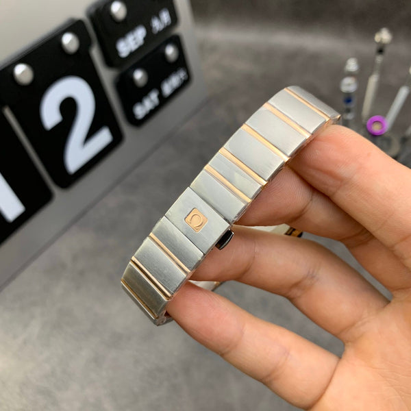 CONSTELLATION LADIES 27MM QUARTZ DIAMOND BEZEL MOTHER OF PEARL DIAL