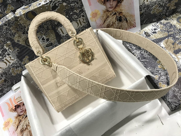 MEDIUM LADY D-LITE BEIGE CANNAGE EMBROIDERY