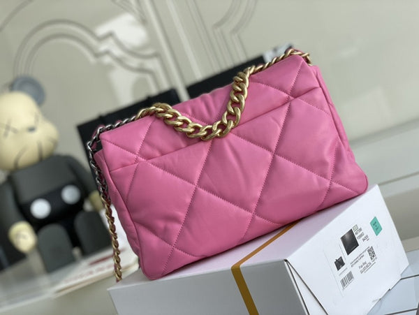 19 BORSA CON PATTA 26 PELLE DI AGNELLO ROSA