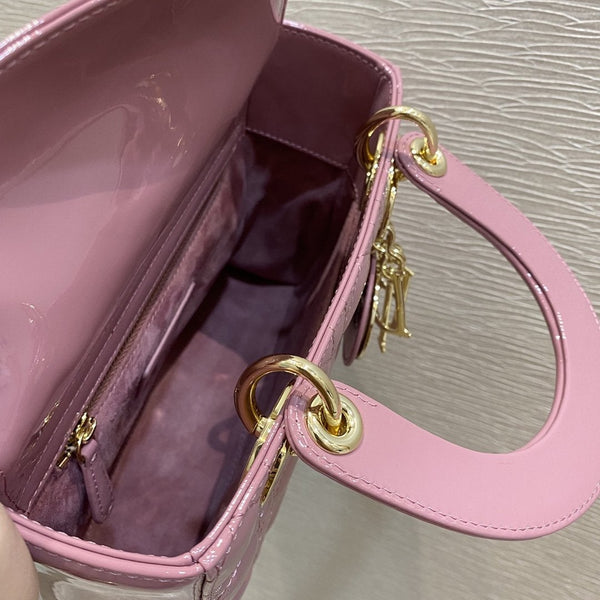 MEDIUM ULTRAMATTE BAG 20 PINK PATENT CALFSKIN