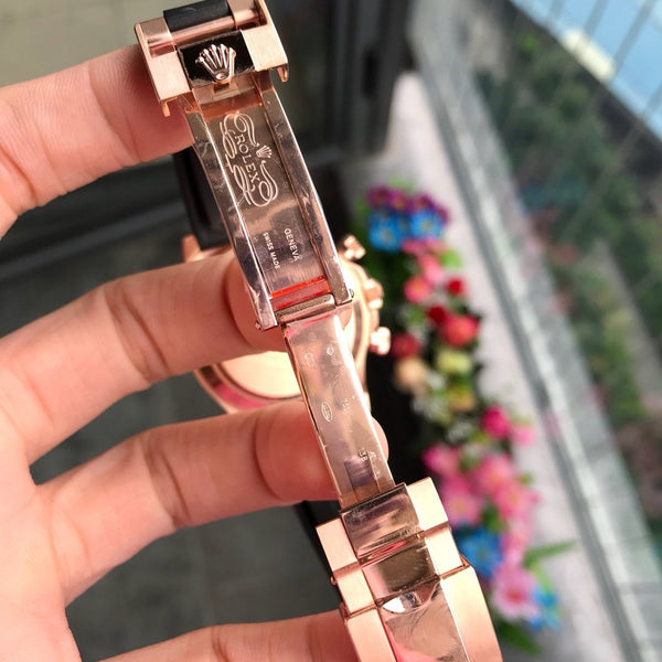 DAYTONA ROSE GOLD CASE 40MM WHITE DIAL RUBBER STRAP