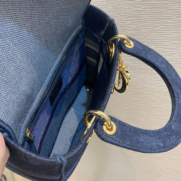 MEDIUM LADY D-LITE 24 BLUE MULTI COLOR EMBROIDERY