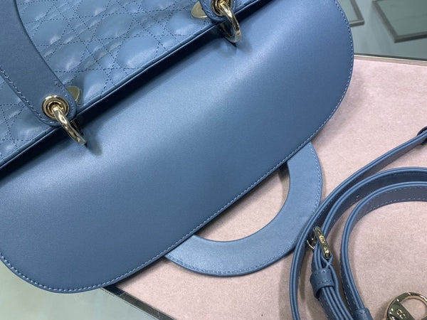 BORSA DA DONNA GRANDE 32 CM IN PELLE DI AGNELLO CANNAGE BLU