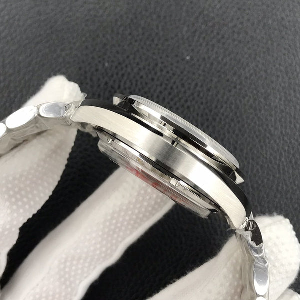 SPEEDMASTER RACING 44MM CERAMIC BLACK DIAL