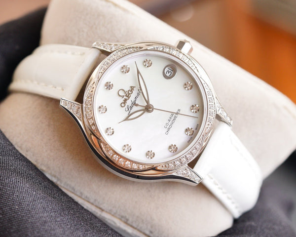 DE VILLE LADYMATIC 31MM DIAMOND BEZEL MOP DIAL