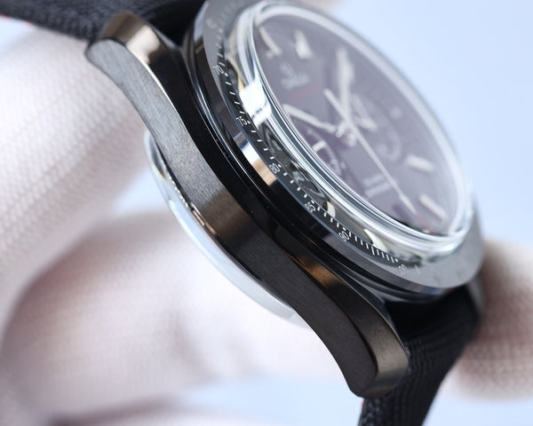 SPEEDMASTER DARKSIDE OF THE MOON BLACK CASE TEXTILE