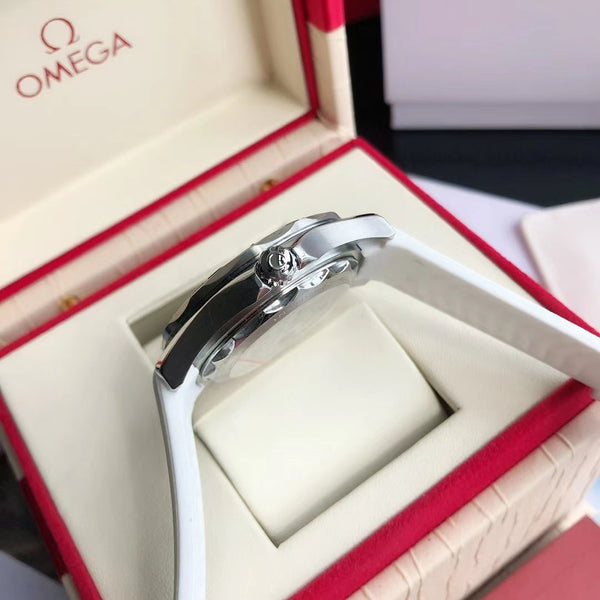 SEAMASTER DIVER 300M NEKTON BLUE DIAL WHITE RUBBER