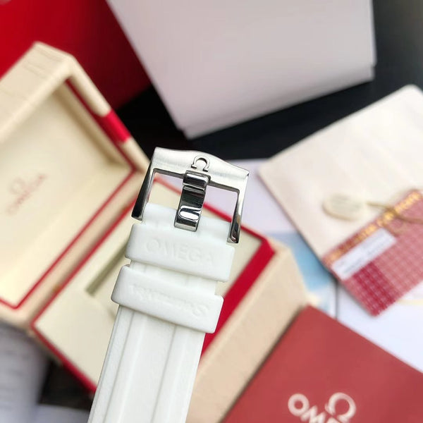 SEAMASTER DIVER 300M NEKTON BLUE DIAL WHITE RUBBER