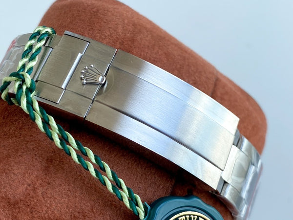 GMT-MASTER II CUSTOM CERAMICA LUNETTA NERA QUADRANTE BIANCO