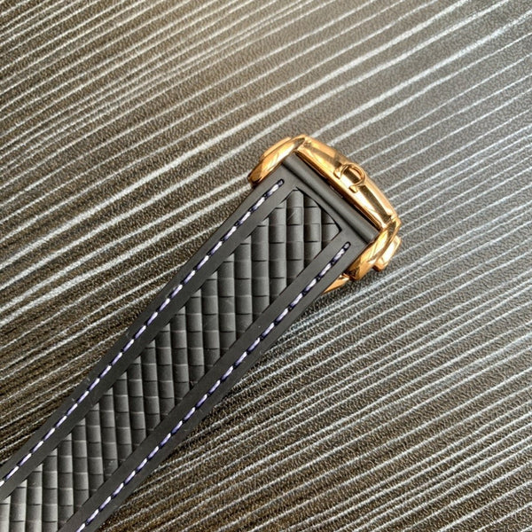 SEAMASTER AQUA TERRA 150M CO-AXIAL GOLD CASE WHITE DIAL