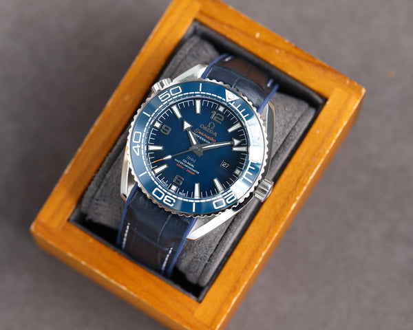 SEAMASTER PROFESSIONAL PLANET OCEAN 600M BLUE CERAMIC BLACK LEATHER