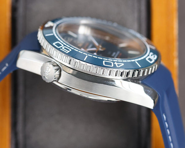 SEAMASTER PROFESSIONAL PLANET OCEAN 600M BLUE CERAMIC BLUE RUBBER