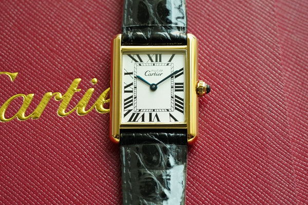 TANK MUST DE SOLO 30MM CASSA IN ORO CINTURINO IN PELLE