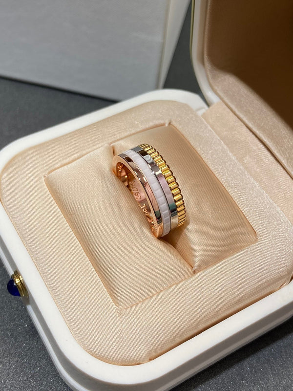 QUATRE WHITE EDITION PINK GOLD RING