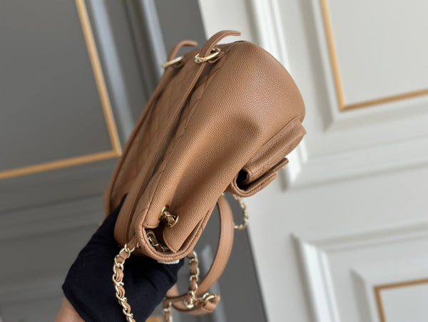 ZAINO PICCOLO 20.5 IN PELLE DI VITELLO MARTELLATA MARRONE