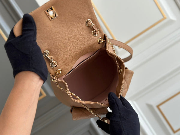 ZAINO PICCOLO 20.5 IN PELLE DI VITELLO MARTELLATA MARRONE