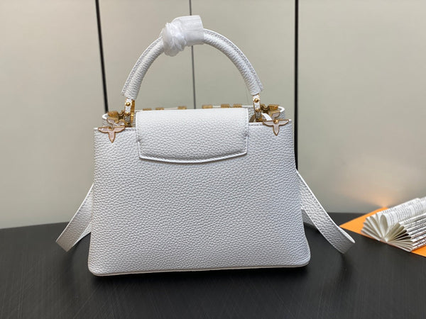 CAPUCINES BB 27 BIANCO TAURILLON ORO HARDWARE