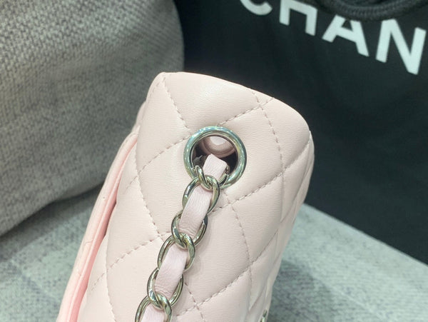 MINI BORSA QUADRATA CON PATTA 17 CM IN PELLE DI AGNELLO ROSA E FERRAMENTA ARGENTO