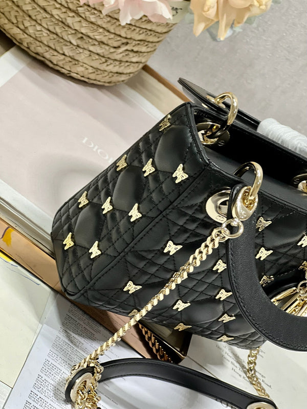 MINI LADY 17 BUTTERFLY STUD PELLE DI AGNELLO NERA