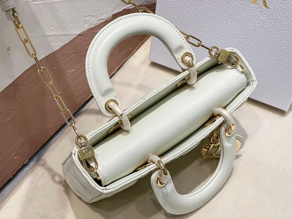 MICROFONO LADY D-JOY 16.5 PELLE D'AGNELLO BIANCA