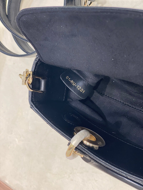 SMALL LADY D-JOY 22 PELLE DI AGNELLO NERA