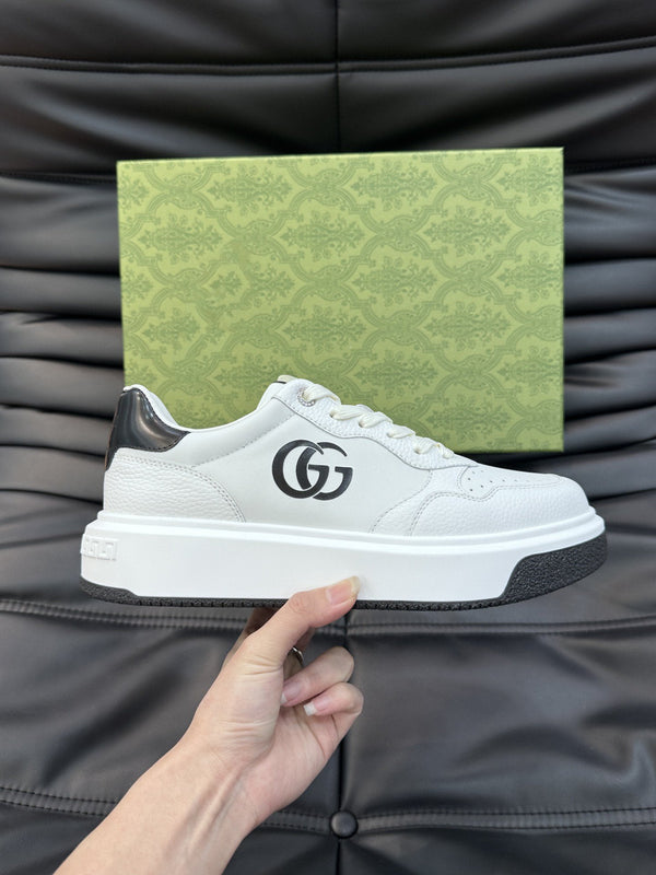 SNEAKERS GG IN PELLE BIANCA