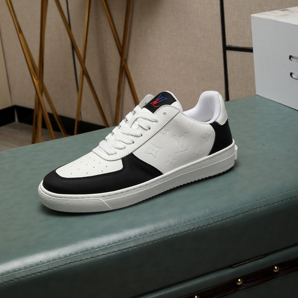 LV RIVOLI SNEAKER BIANCO NERO