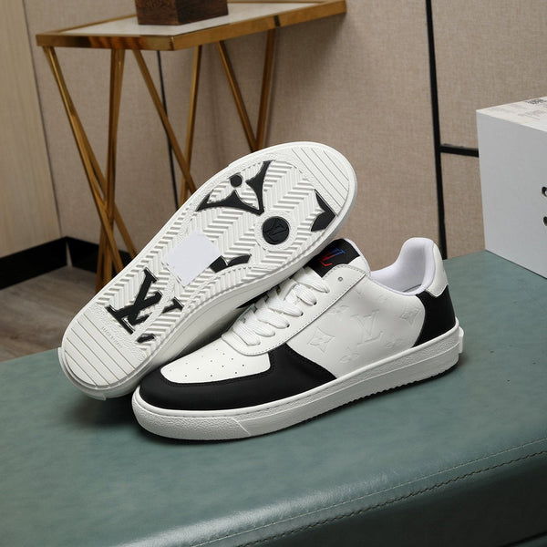 LV RIVOLI SNEAKER BIANCO NERO