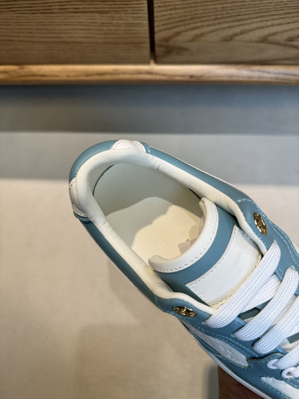 LV TIME OUT SNEAKER BLUE