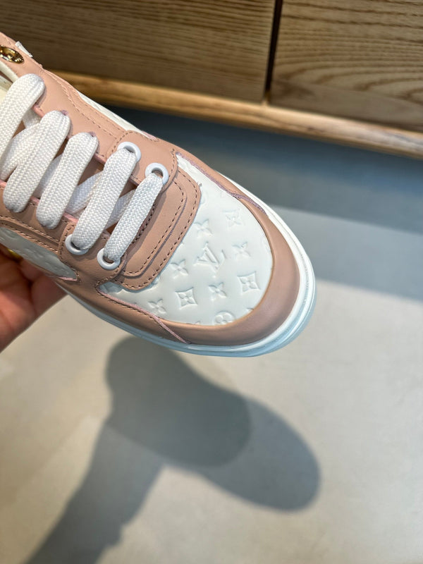 LV TIME OUT SNEAKER PINK