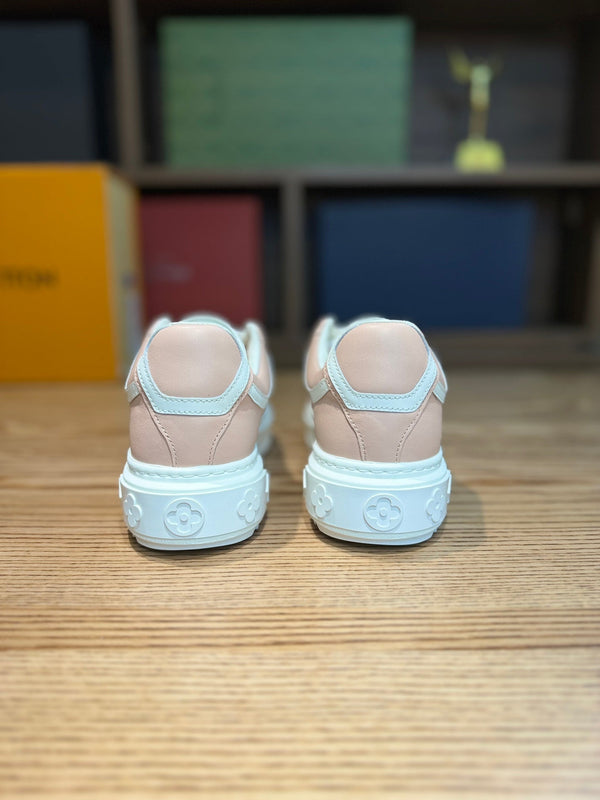 LV TIME OUT SNEAKER PINK