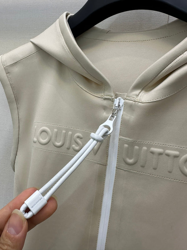LV25 Opaque White Zip-Up Bodysuit 277732