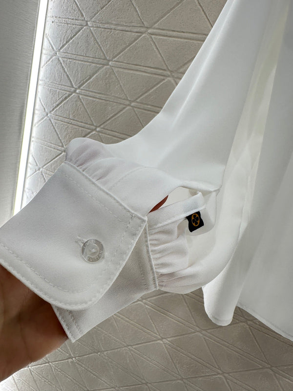 LV25 Pleated Tie-Neck Straight-Shoulder Shirt in White Polyester 294486