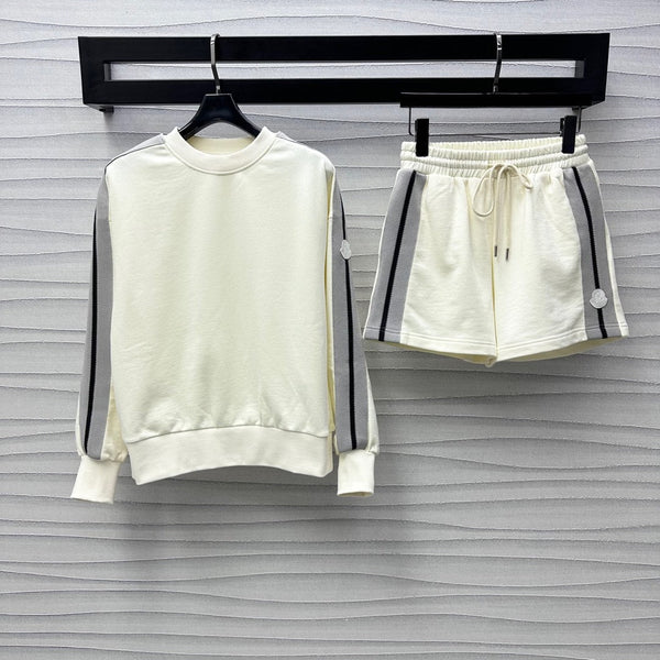 Moncle 25 Round Neck Sweatshirt and Short Suits in White Cotton 232232