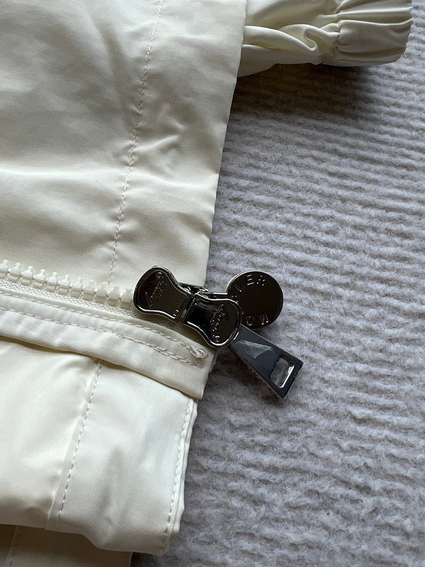 Moncle 25SS Clisson Lace Hollow Hooded Windbreaker Jacket Cream Polyester 242763