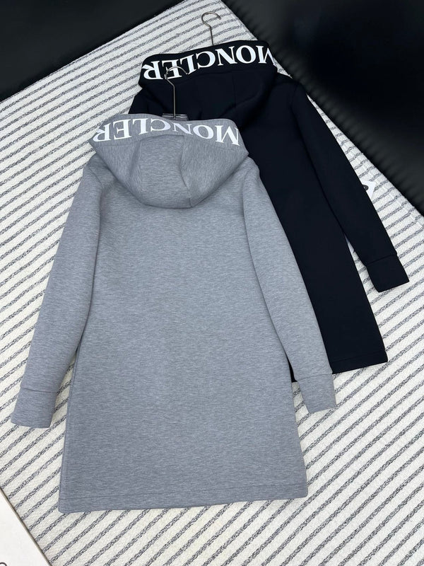 Moncle Hat-Printed Logo-Embellished Dress Black Viscose 252315