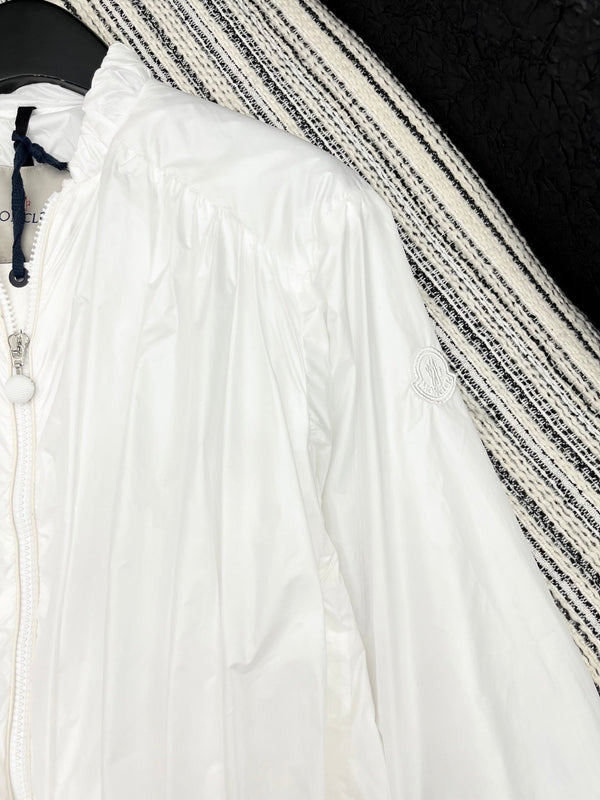 Moncle 25 Stand-Up Collar Double Zip Jacket White Cotton amd Polyester  267977