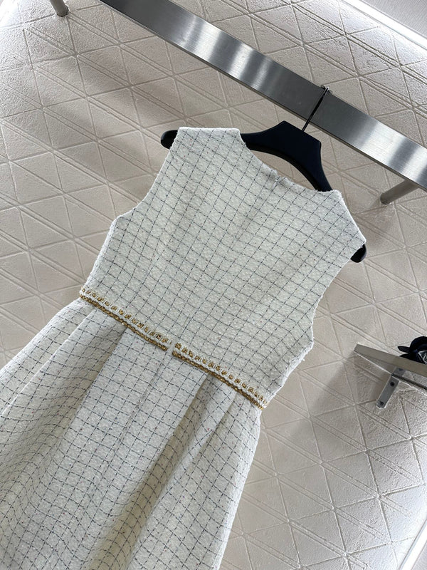 CHANEL BRAIDED HEM VEST SKIRT STYLE 287