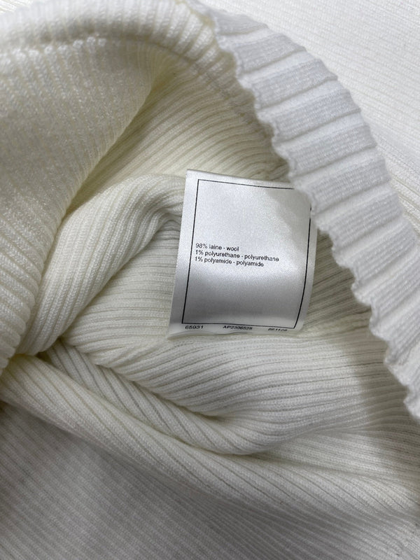 CHANEL WOOL LONG SLEEVE CARDIGAN STYLE 283