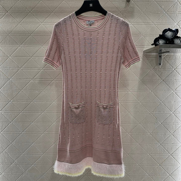 CHANEL KNIT CASHMERE SHORT SLEEVE DRESS STYLE 277