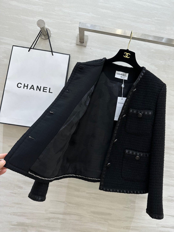 CHANEL TWEED JACKET STYLE 260
