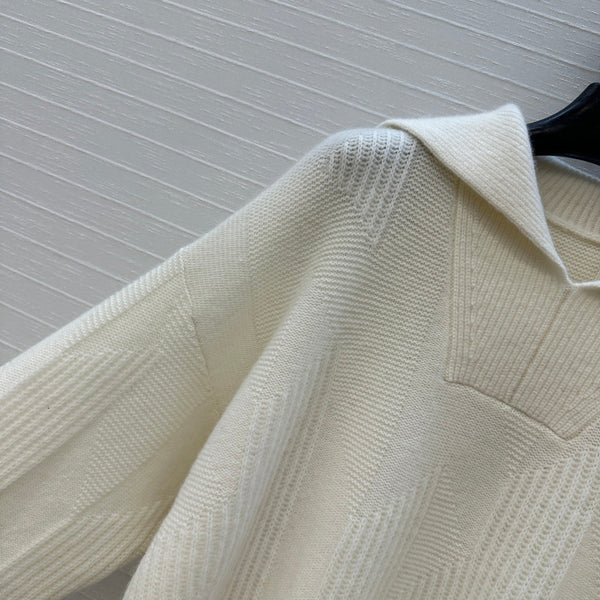 HM Letter Sweater in White Cashmere
