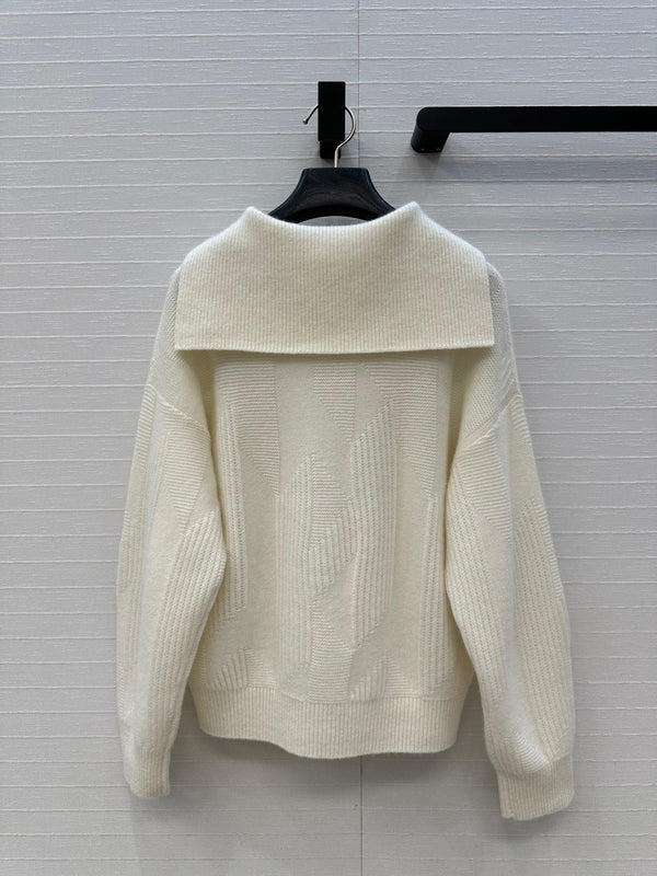 HM Letter Sweater in White Cashmere