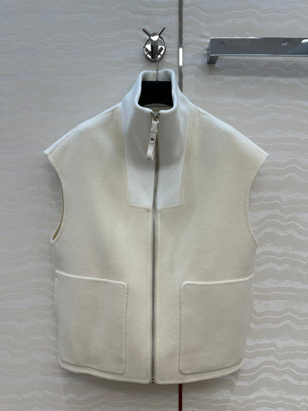 HM 25S Zipped Vest in White Wool and Cashmere
