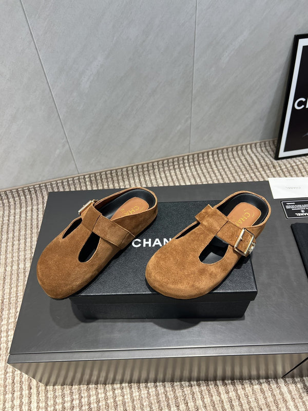 CC 25S Birkenstock Thick-Sole Loafers in Brown Suede 442538