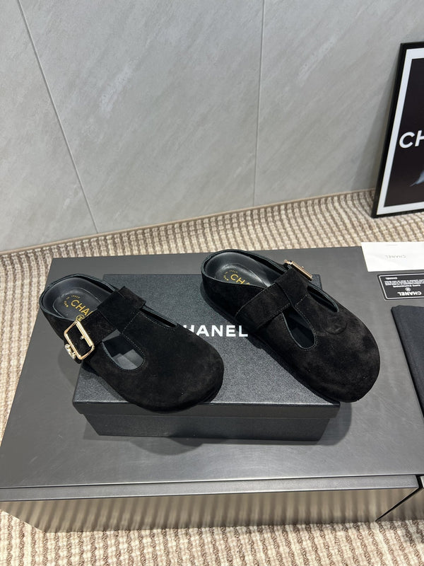 CC 25S Birkenstock Thick-Sole Loafers in Black Suede 442537