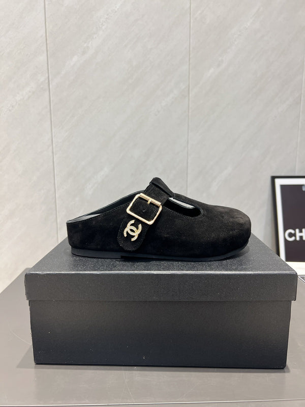 CC 25S Birkenstock Thick-Sole Loafers in Black Suede 442537