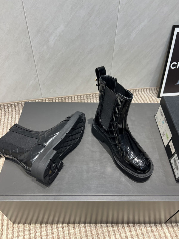 CC 25S Round-Toe Electric Embroidered Thick-Sole Ankle Boots in Black Glossy Cowhide and Embroidered Latticework 442494